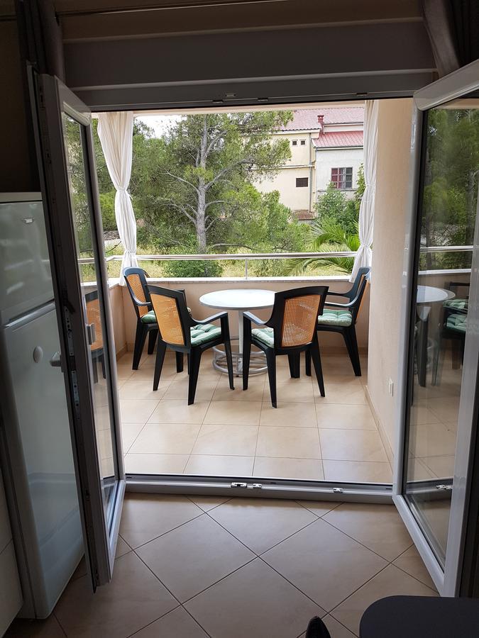 Apartman Branka Stari Grad Kültér fotó